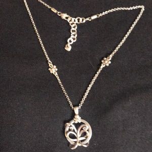 Brighton Motion Circular inner Scroll